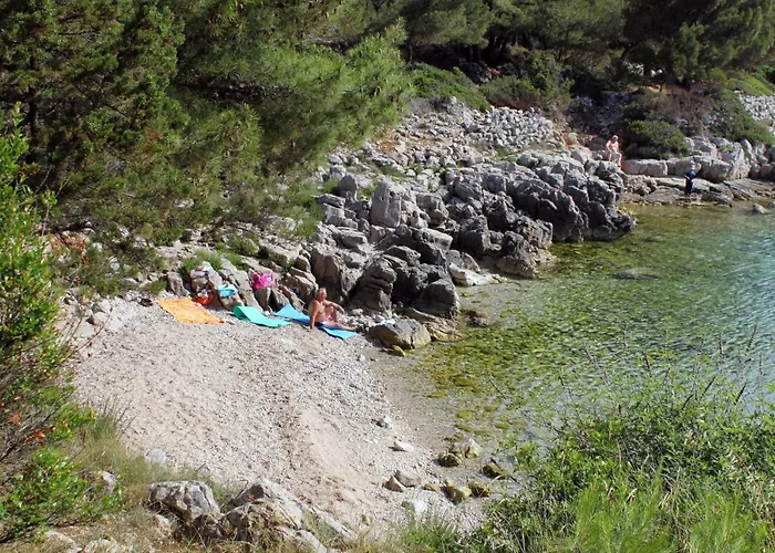 Guest house And By The Sea Mali Losinj