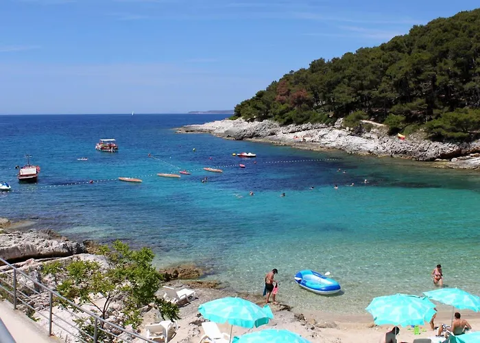 And By The Sea Guest house Mali Losinj