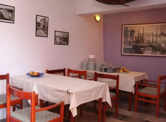 And By The Sea 3* Mali Losinj