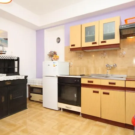 And By The Sea Guest house Mali Losinj