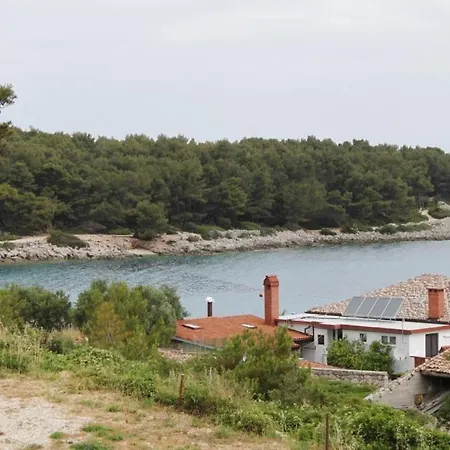 And By The Sea Pensjonat