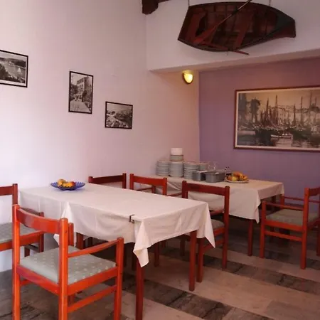And By The Sea 3* Mali Losinj